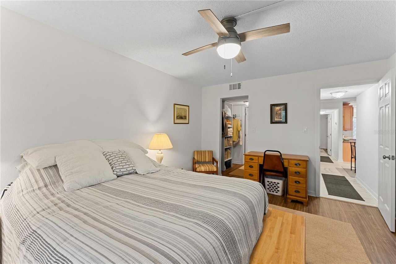 7310 Sunshine Skyway Lane S, Unit 112, Saint Petersburg, FL 33711 Photo