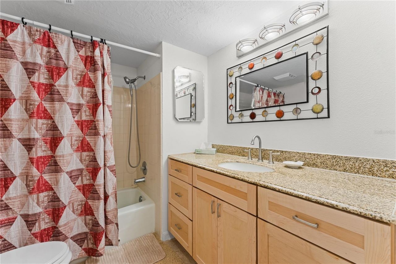 7310 Sunshine Skyway Lane S, Unit 112, Saint Petersburg, FL 33711 Photo