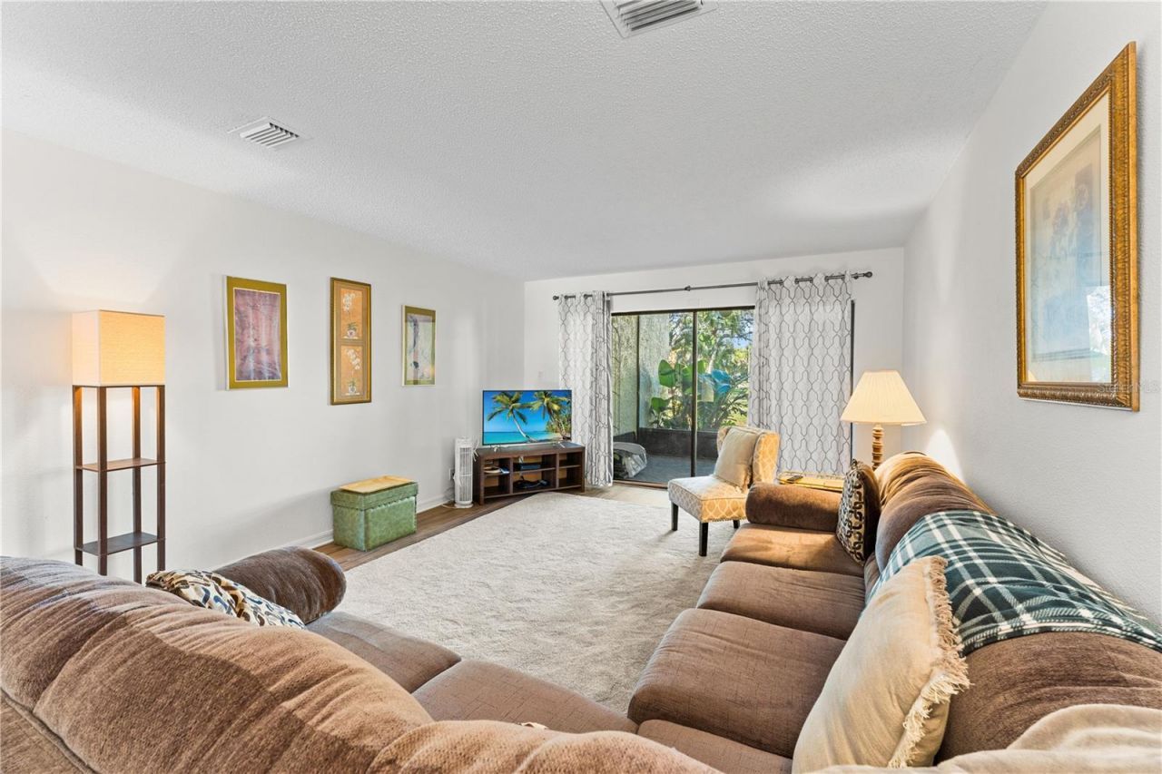 7310 Sunshine Skyway Lane S, Unit 112, Saint Petersburg, FL 33711 Photo