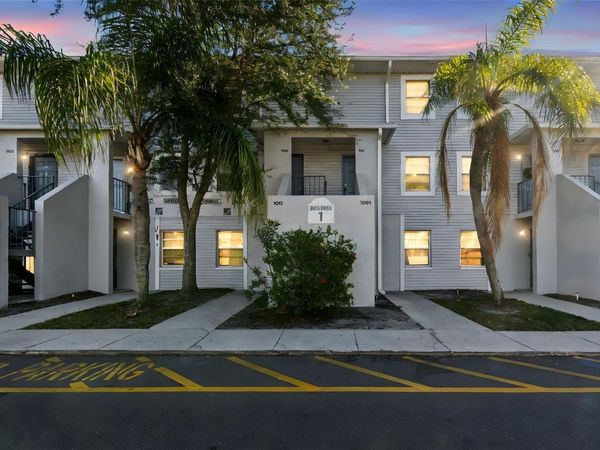 7015 WATERSIDE DRIVE, Unit 1, TAMPA, FL 33617