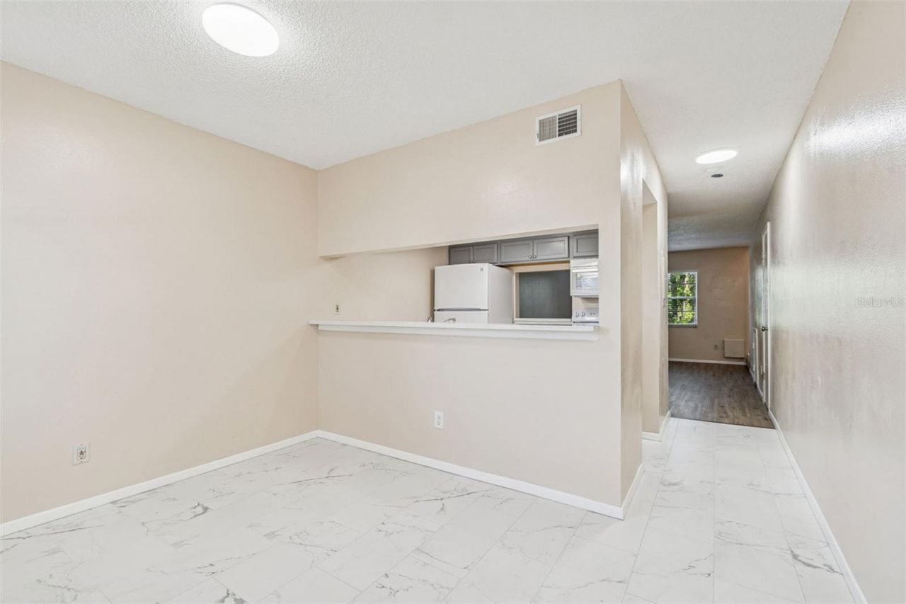 7015 Waterside Drive, Unit 1, Tampa, FL 33617 Photo