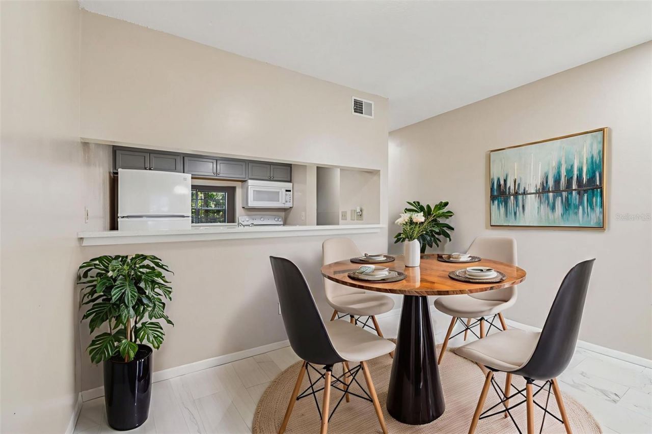 7015 Waterside Drive, Unit 1, Tampa, FL 33617 Photo