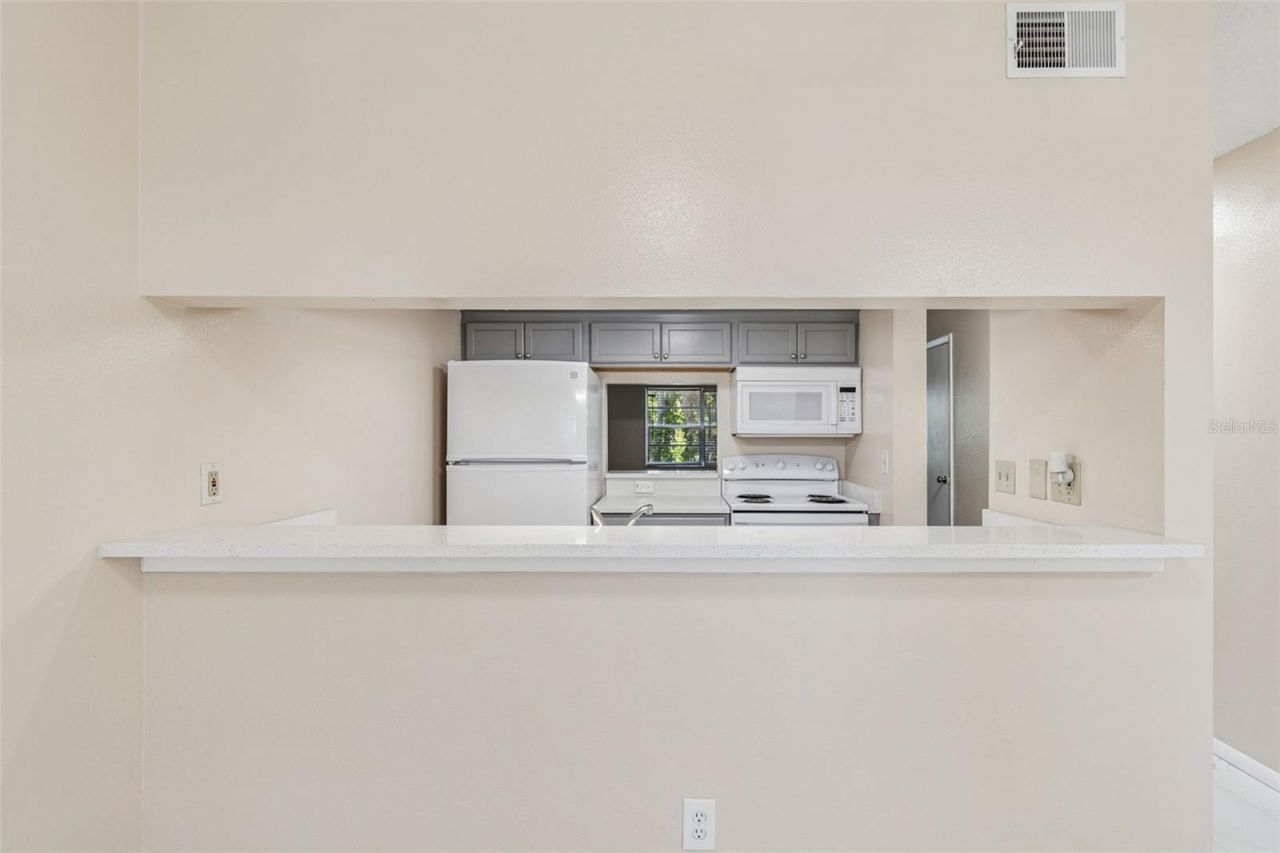 7015 Waterside Drive, Unit 1, Tampa, FL 33617 Photo