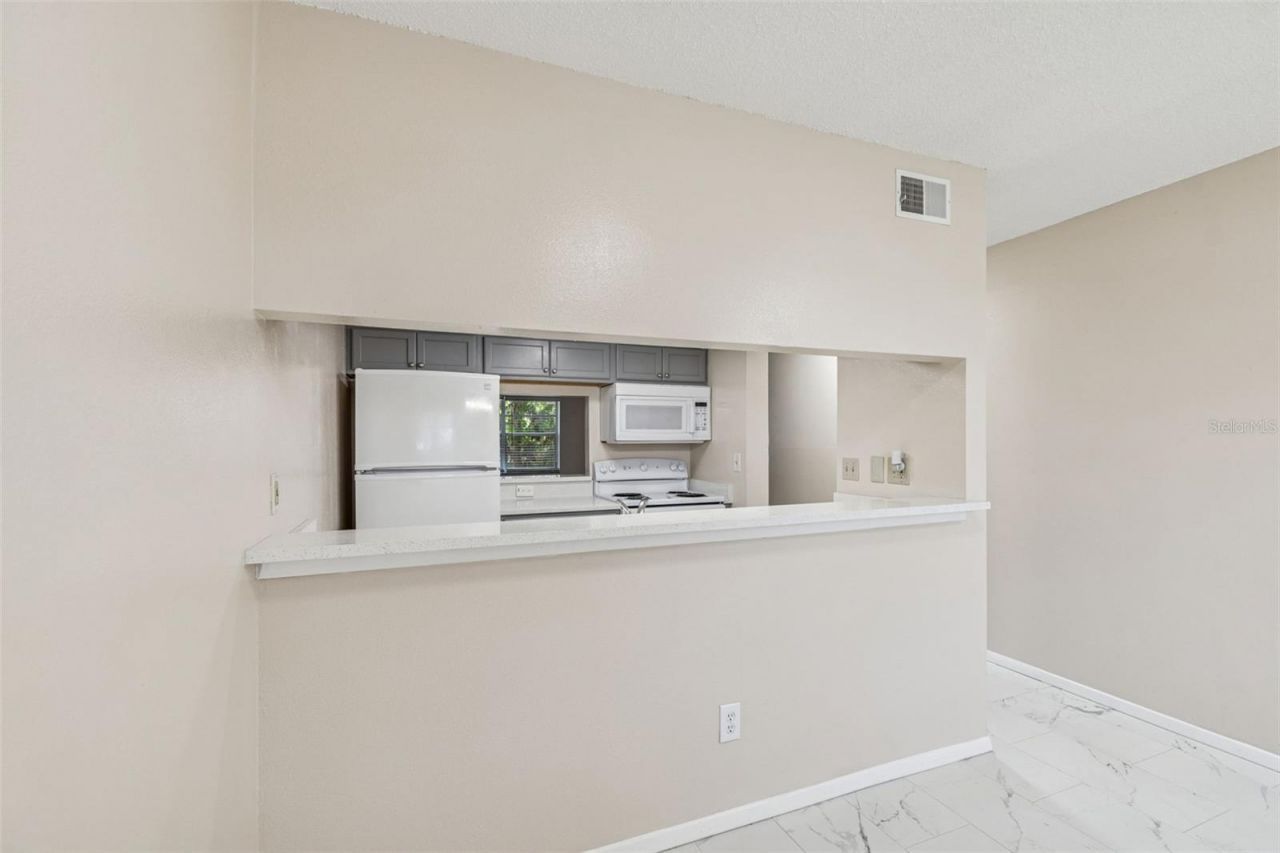 7015 Waterside Drive, Unit 1, Tampa, FL 33617 Photo