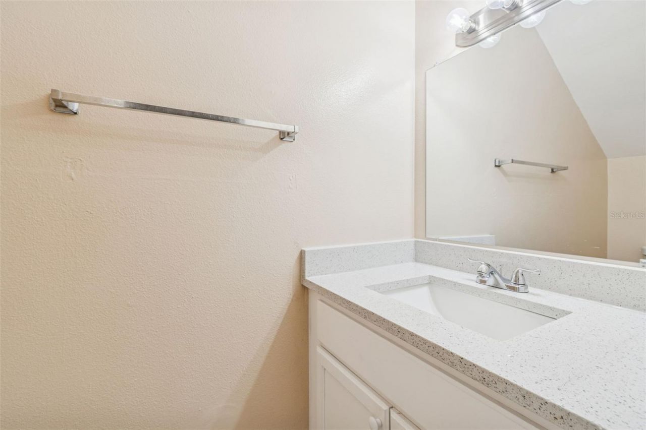 7015 Waterside Drive, Unit 1, Tampa, FL 33617 Photo