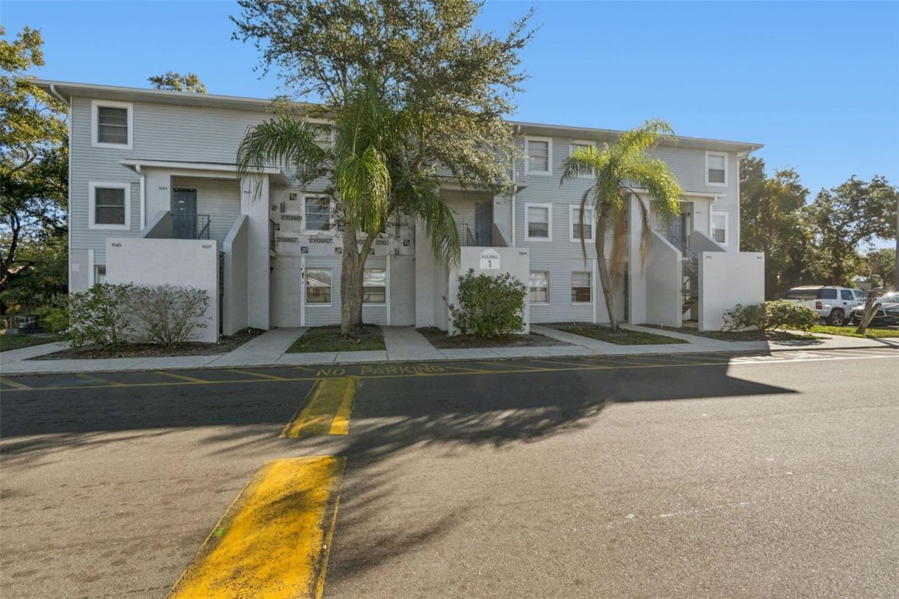 7015 Waterside Drive, Unit 1, Tampa, FL 33617 Photo