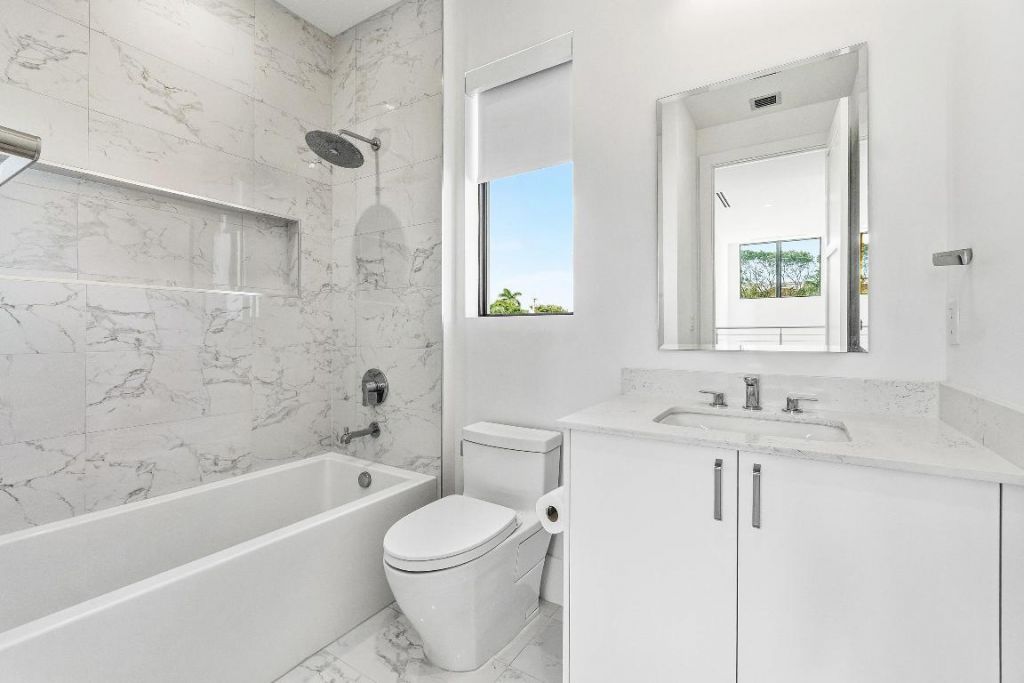 691 Kingsbridge Street, Boca Raton, FL 33487 Photo