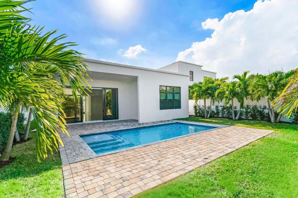 691 Kingsbridge Street, Boca Raton, FL 33487 Photo