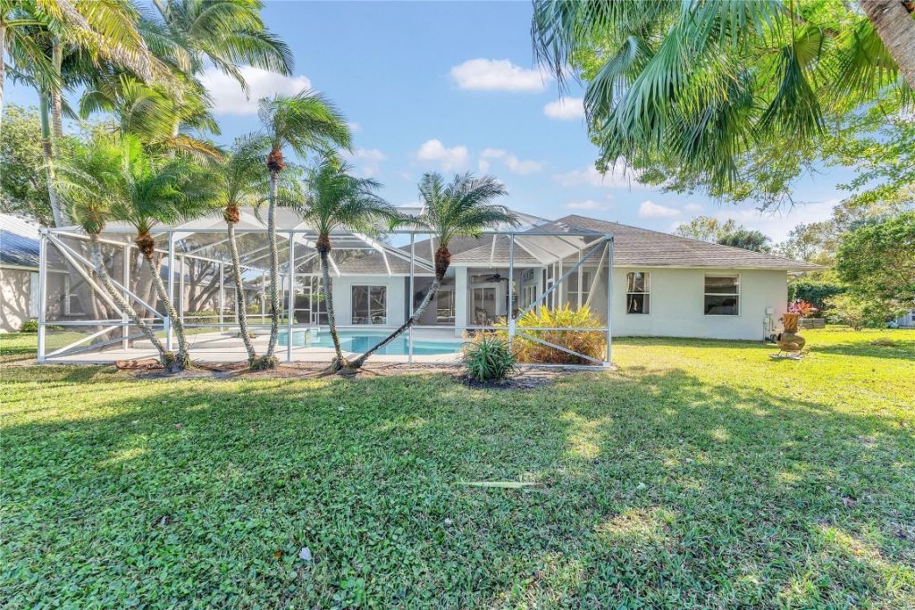 2304 SW Danforth Cir, Palm City, FL 34990 Photo