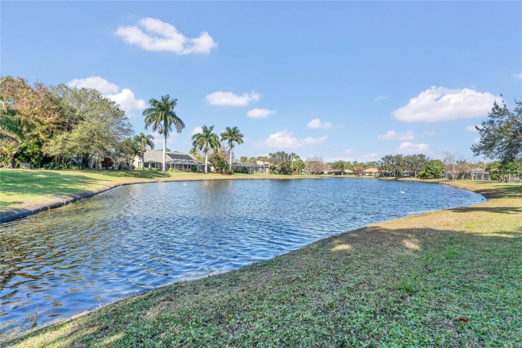 2304 SW Danforth Cir, Palm City, FL 34990 Photo