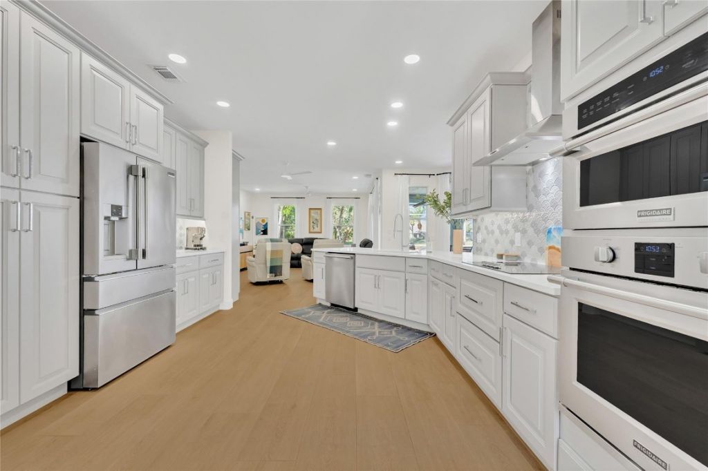 2304 SW Danforth Cir, Palm City, FL 34990 Photo