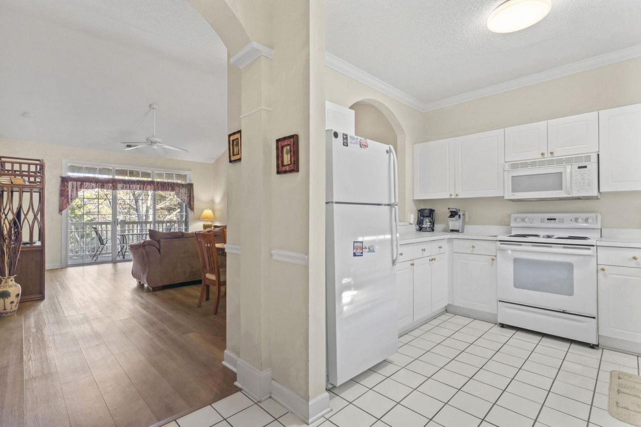 5750 Oyster Catcher Dr. Photo 5