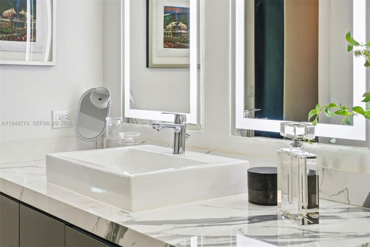 3301 NE 1st Ave, Unit H0805, Miami, FL 33137 Photo