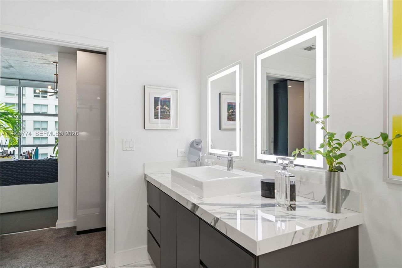 3301 NE 1st Ave, Unit H0805, Miami, FL 33137 Photo