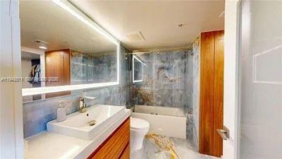 1750 N Bayshore Dr, Unit 2803, Miami, FL 33132 Photo