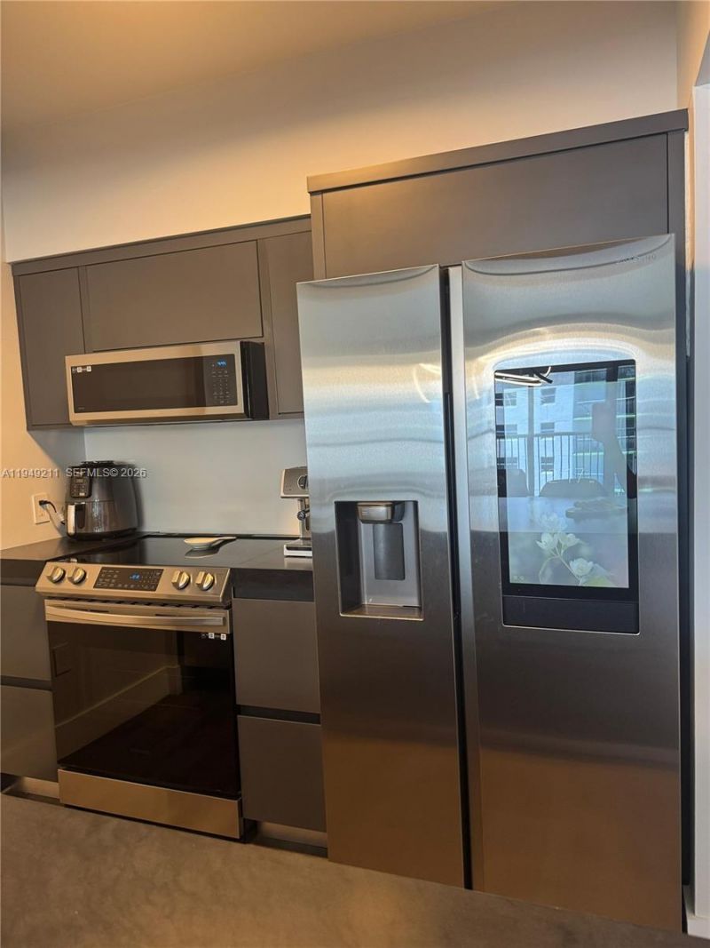 1750 N Bayshore Dr, Unit 2803, Miami, FL 33132 Photo