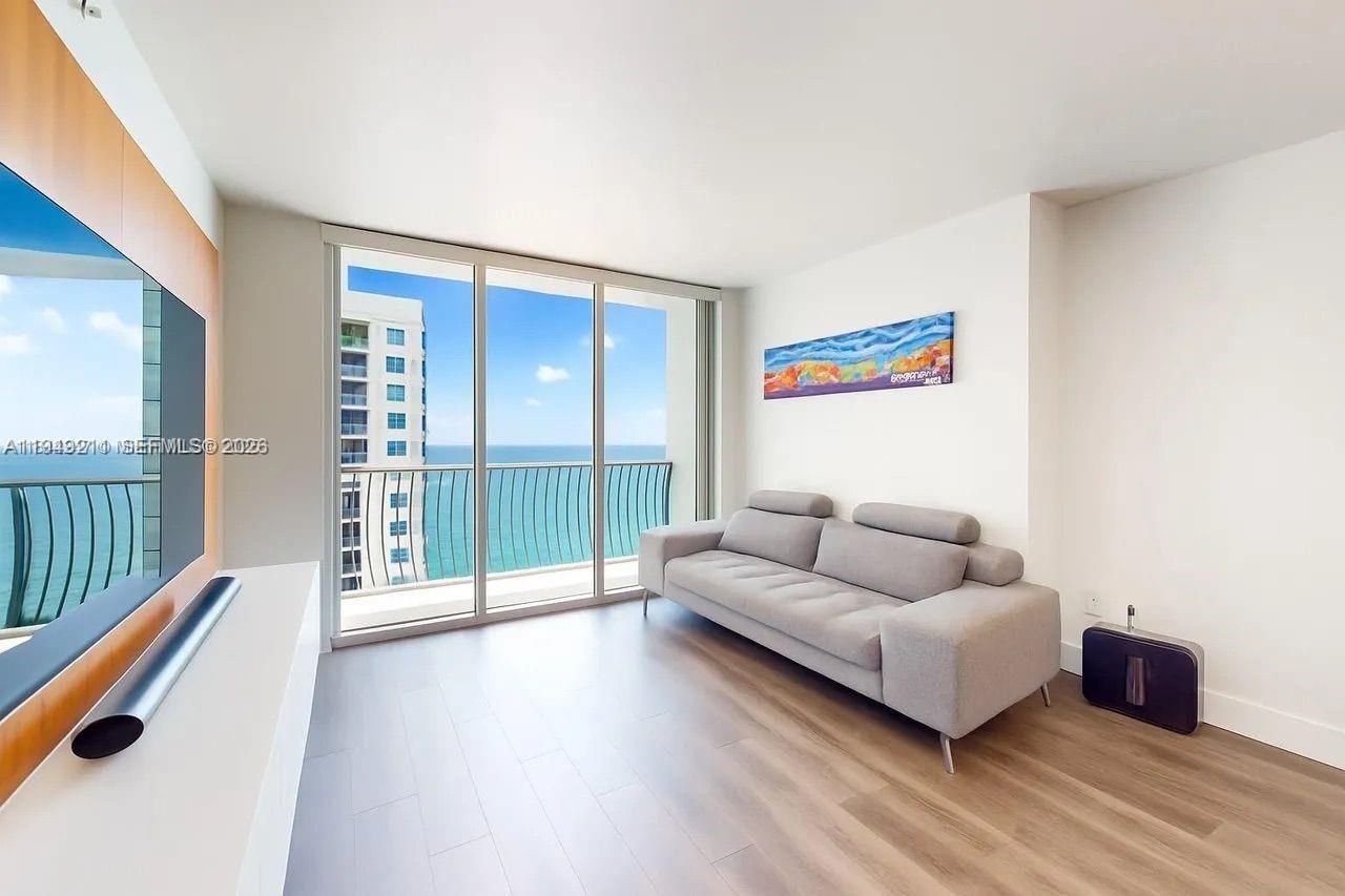 1750 N Bayshore Dr, Unit 2803, Miami, FL 33132 Photo