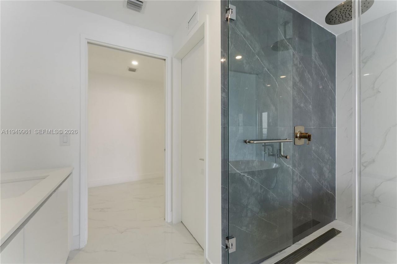 700 NE 24th Street, Unit 4503, Miami, FL 33137 Photo