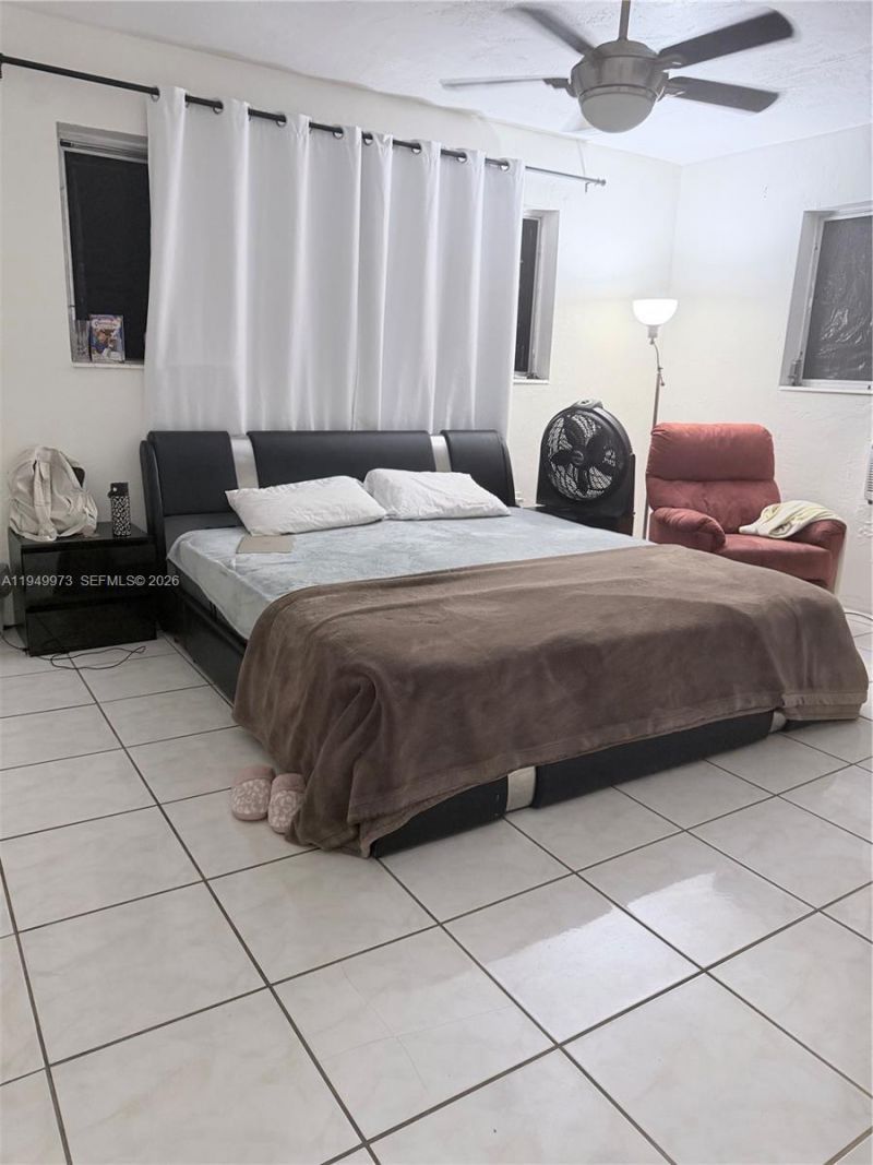 11930 NE 19th Dr , Unit 28, North Miami, FL 33181 Photo