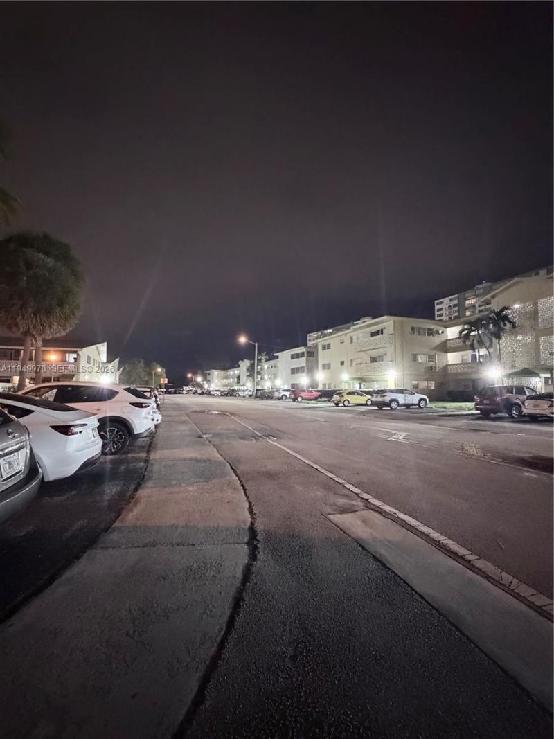 11930 NE 19th Dr , Unit 28, North Miami, FL 33181 Photo