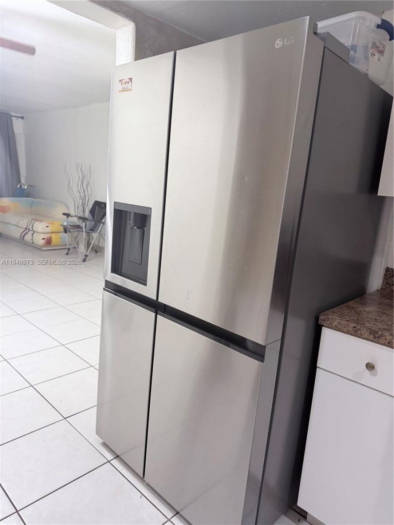 11930 NE 19th Dr , Unit 28, North Miami, FL 33181 Photo