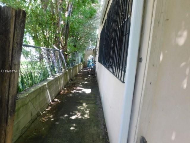 424 NE 72nd St, Miami, FL 33138 Photo