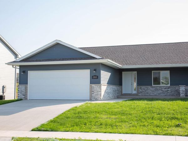 2163 Blackfoot Lane, Dubuque, IA 52002