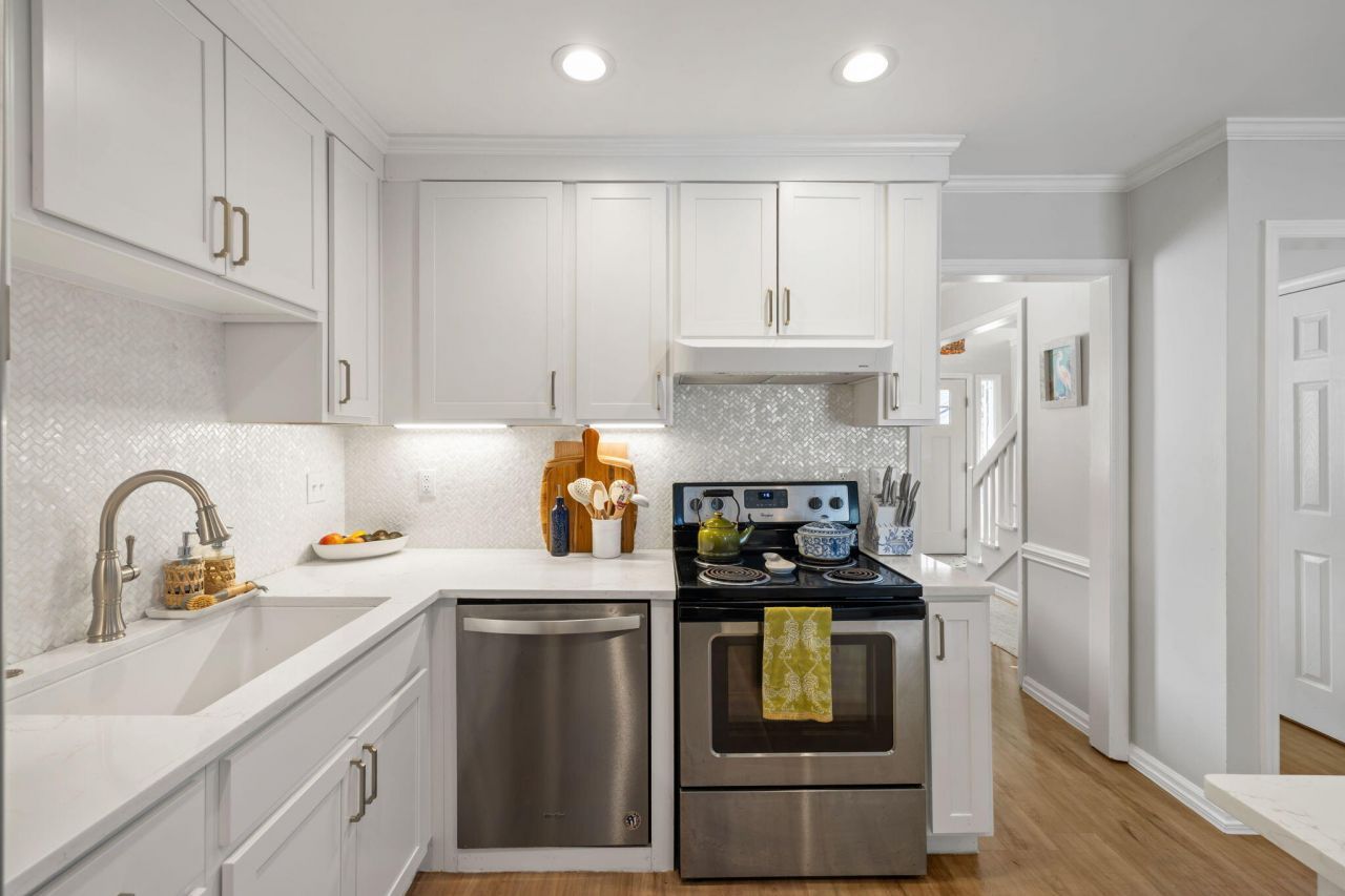 851 Ramblewood Circle Photo 11