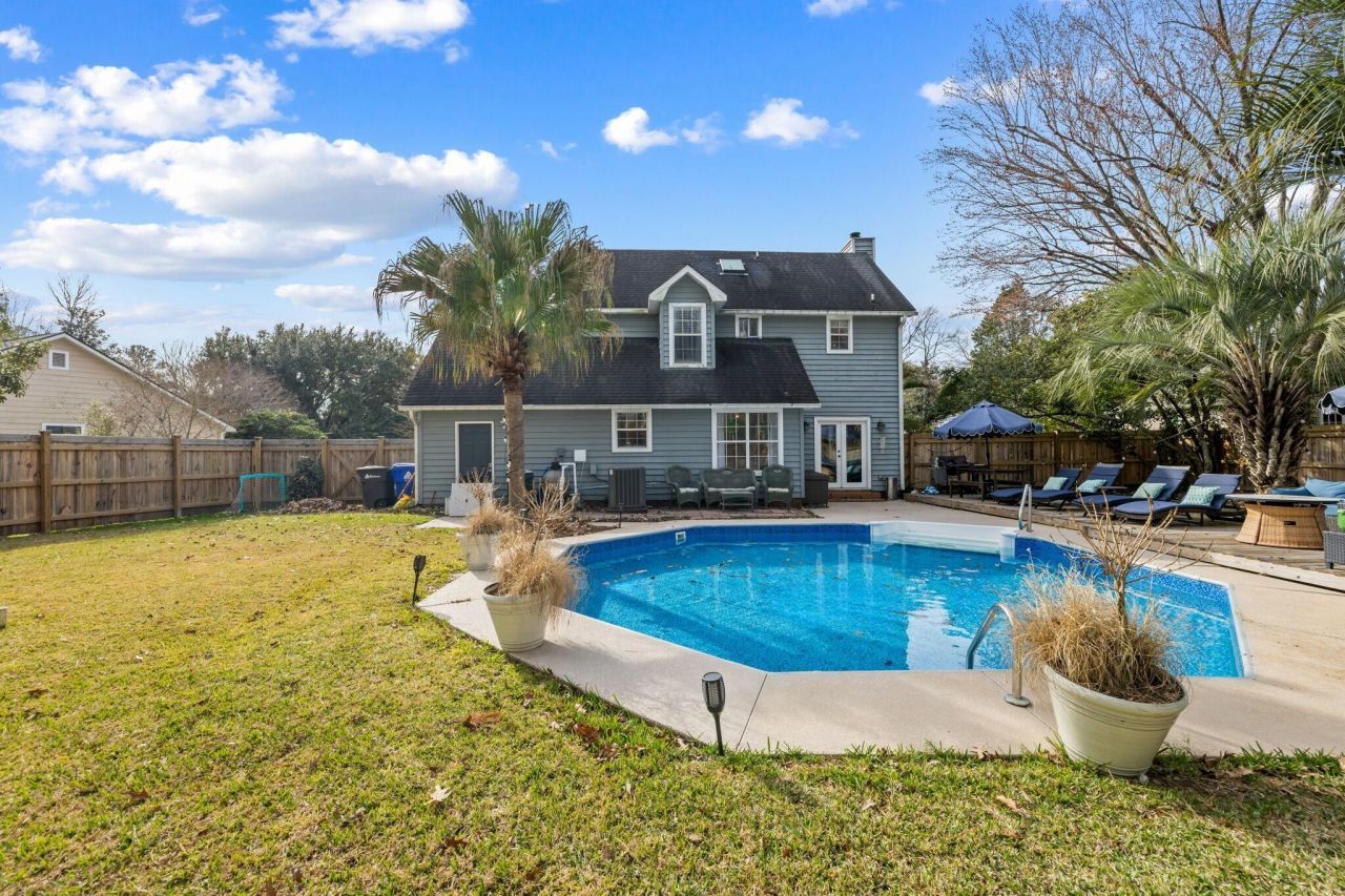 851 Ramblewood Circle Photo 3