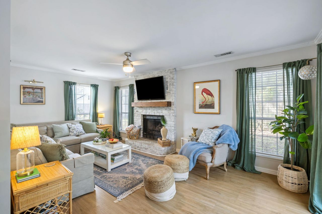 851 Ramblewood Circle Photo 4