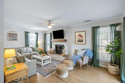 851 Ramblewood Circle photo 4