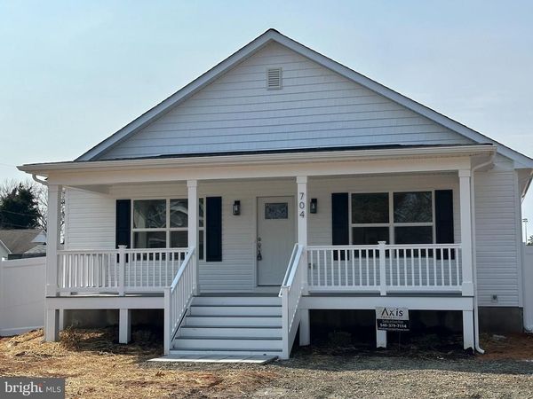 704 JACKSON STREET, COLONIAL BEACH, VA 22443