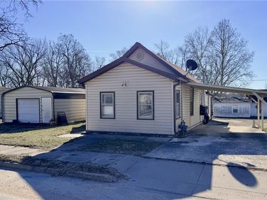 504 E 17th Street, Trenton, MO 64683
