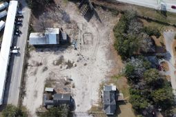 5541 Woodbine Avenue photo 4