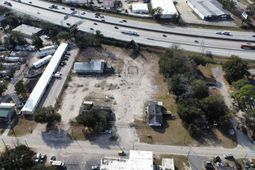 5541 Woodbine Avenue photo 4