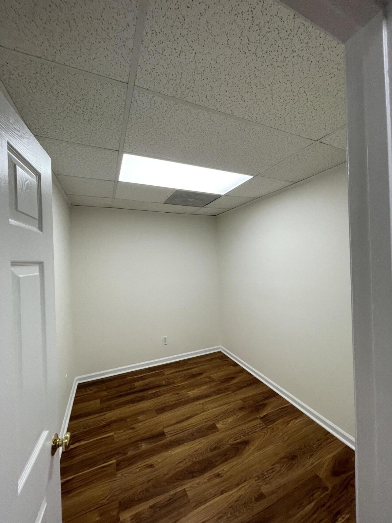 2225 Ashley Crossing Drive Photo 14