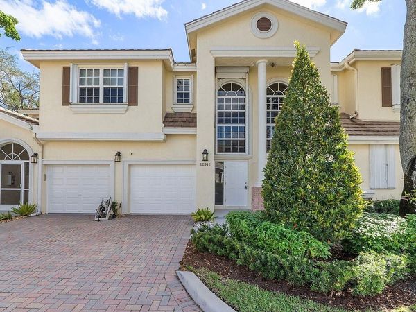 12342 NW 10th Drive, Unit D-9, Coral Springs, FL 33071