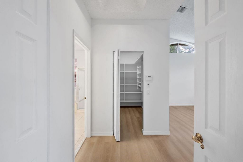 12342 NW 10th Drive, Unit D-9, Coral Springs, FL 33071 Photo