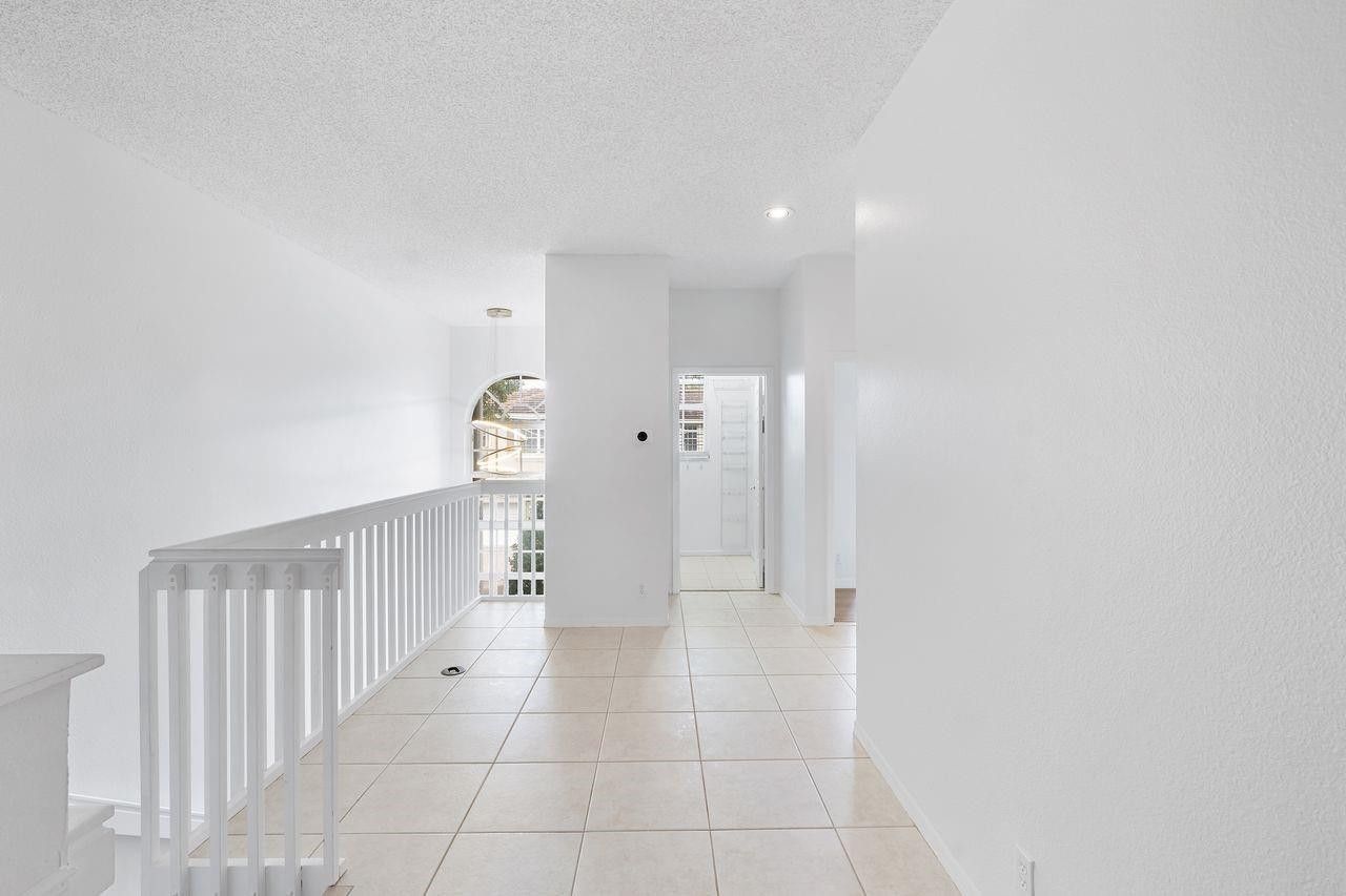 12342 NW 10th Drive, Unit D-9, Coral Springs, FL 33071 Photo