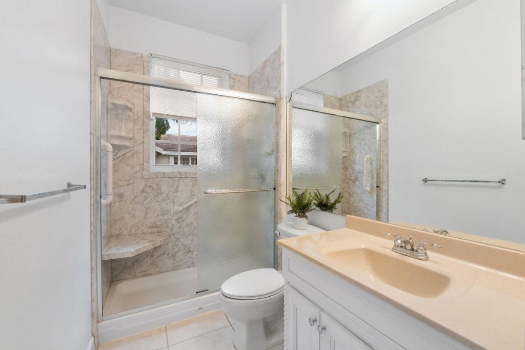 12342 NW 10th Drive, Unit D-9, Coral Springs, FL 33071 Photo