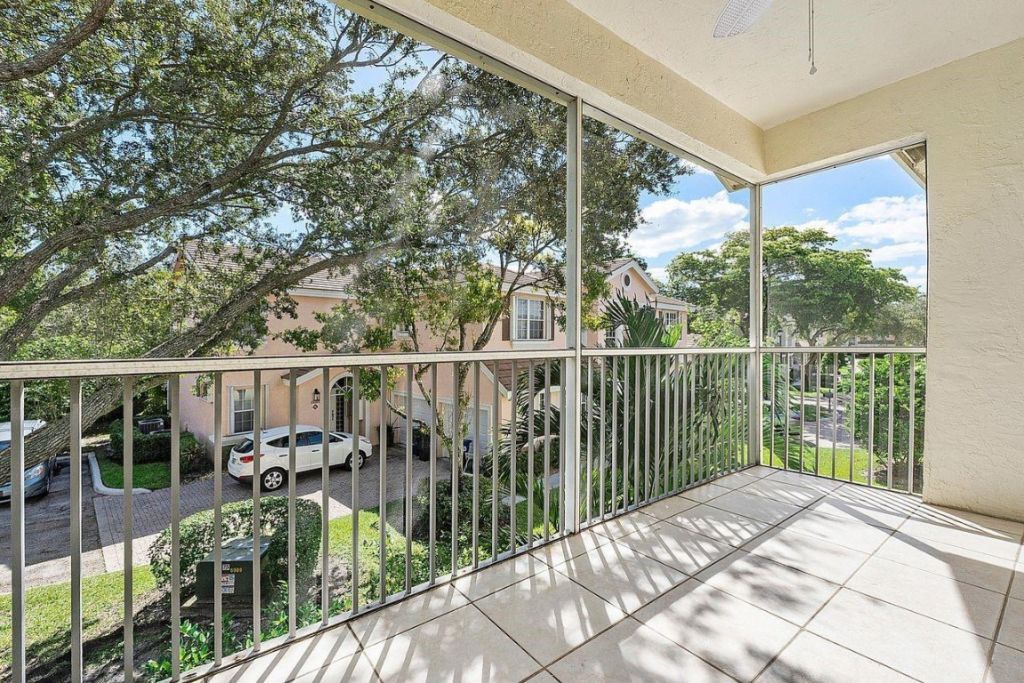 12342 NW 10th Drive, Unit D-9, Coral Springs, FL 33071 Photo