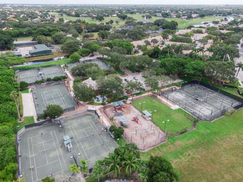 12342 NW 10th Drive, Unit D-9, Coral Springs, FL 33071 Photo