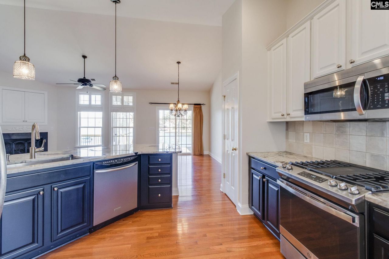 192 Palm Street Photo 11