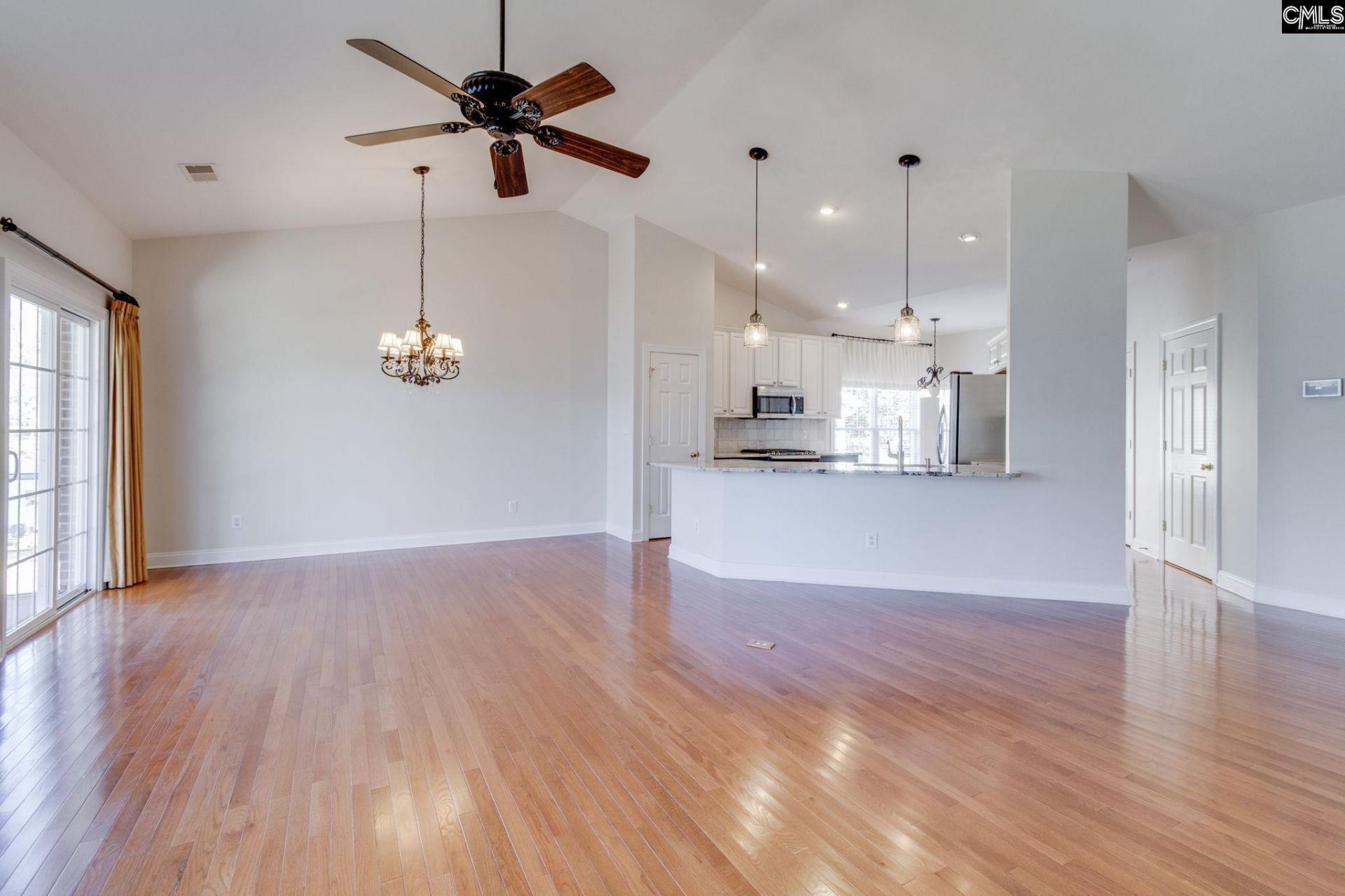 192 Palm Street Photo 11