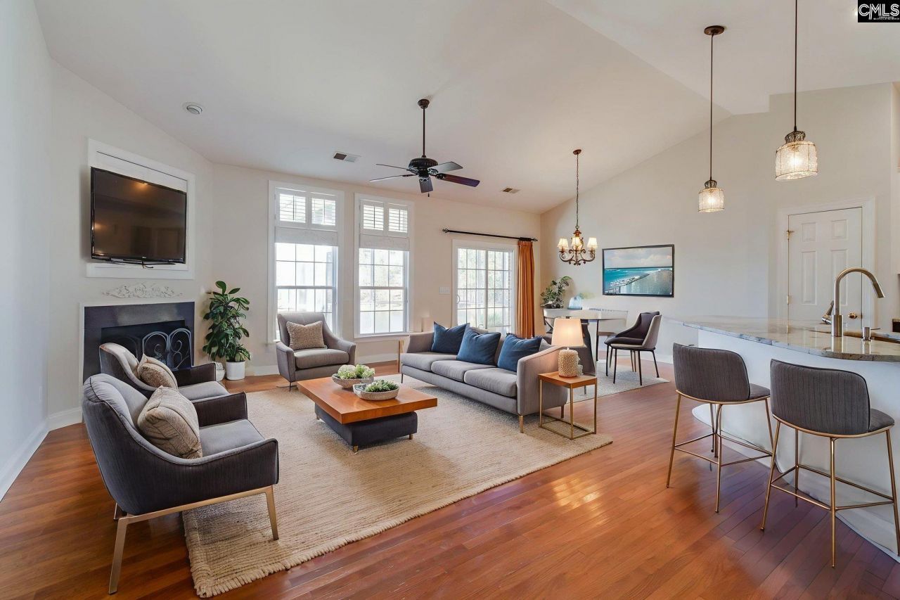 192 Palm Street Photo 13