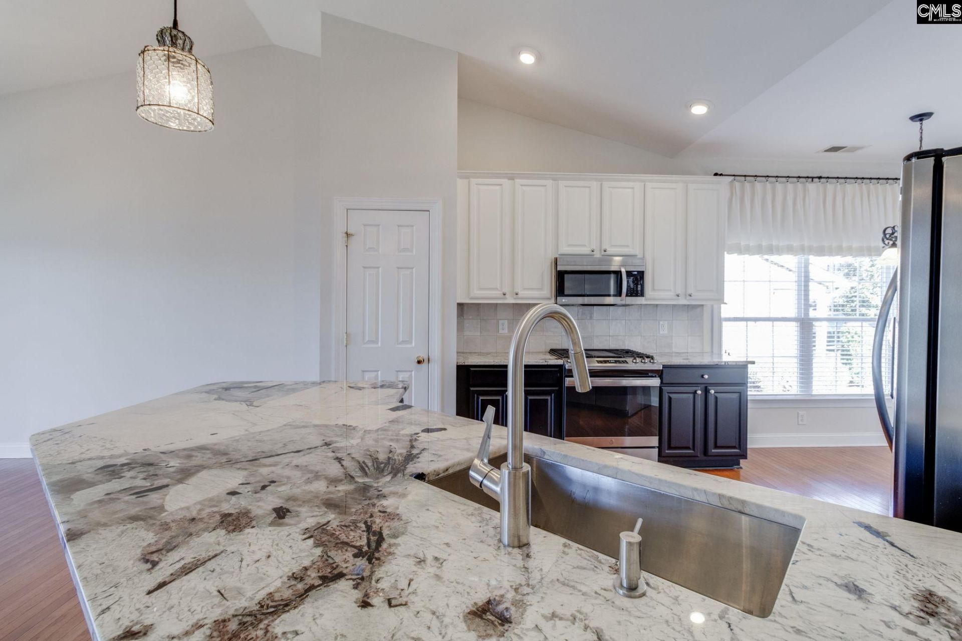 192 Palm Street Photo 13