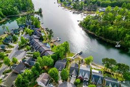 192 Palm Street photo 4