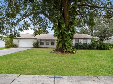 5331 BROKEN PINE CIRCLE, ORLANDO, FL 32818