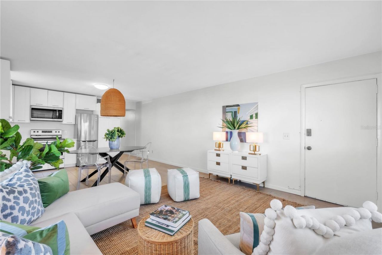 200 36th Avenue N, Unit 201A, Saint Petersburg, FL 33704 Photo