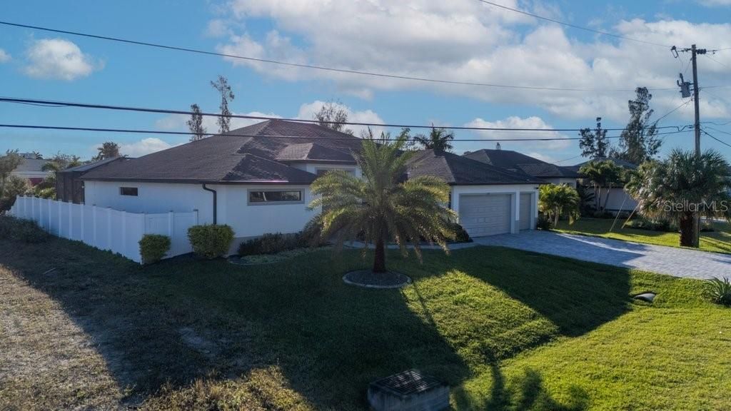 2115 SW 17th Place, Cape Coral, FL 33991 Photo
